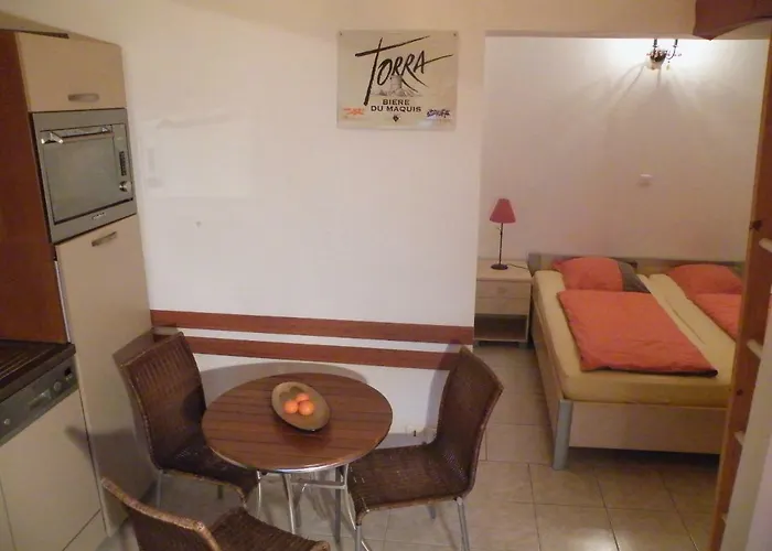 Liamone Fuer 3 Personen , 400 M Vom Strand, Pool, Klimaanlage * 萨戈内